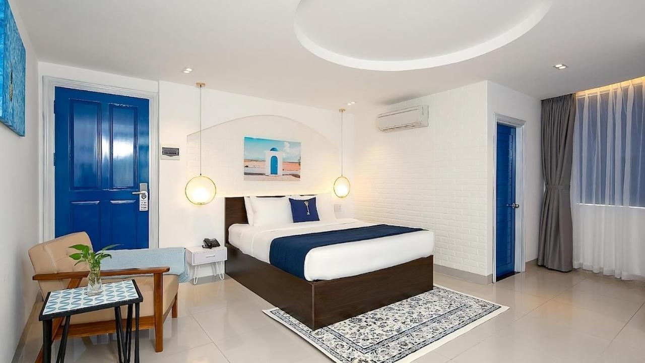 Lucia Beach Hotel Da Nang Exterior photo
